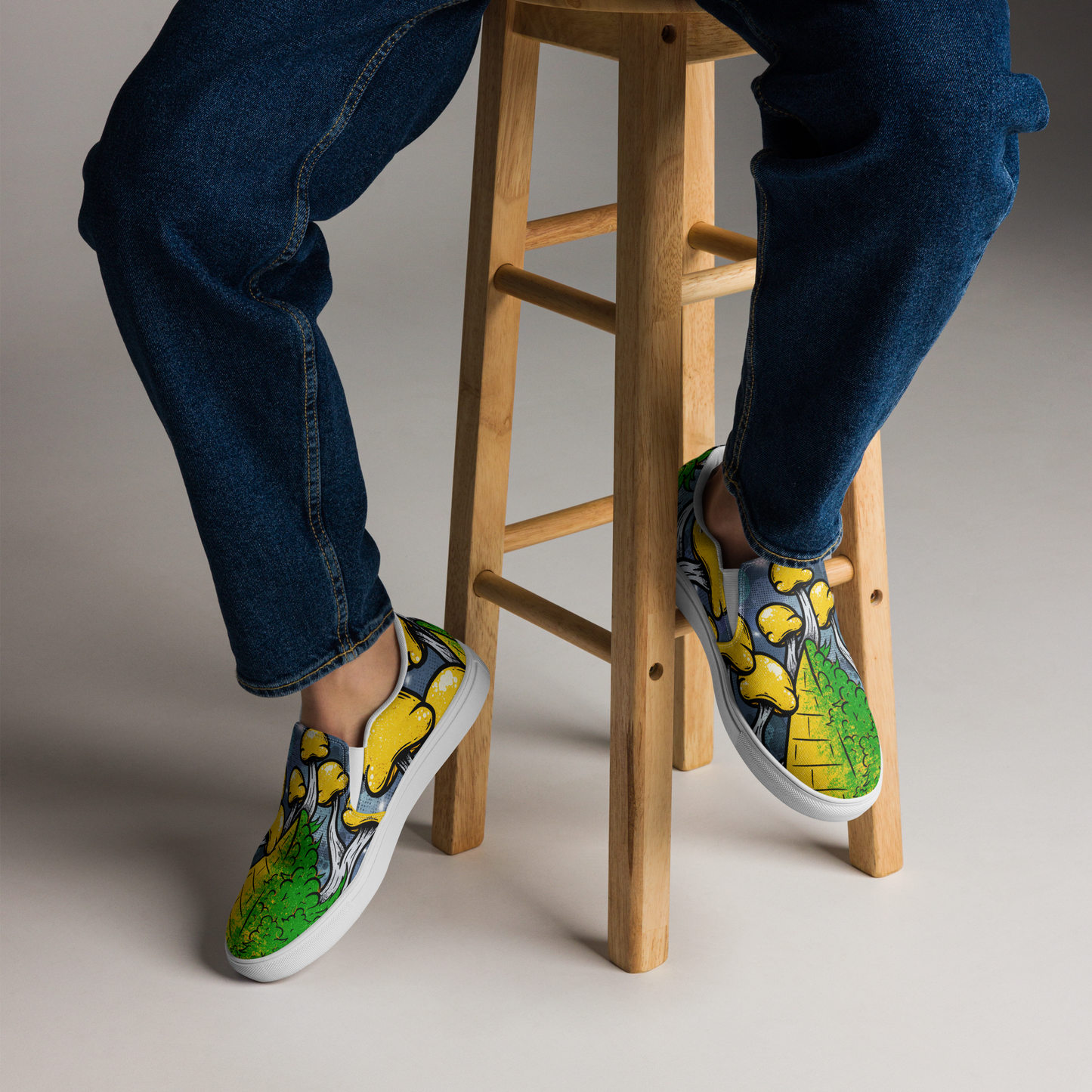 Mushroom High Slip-on Canvas Shoes